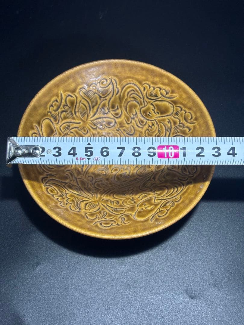 中国　宋元時代 金色の浮彫り陶器皿
