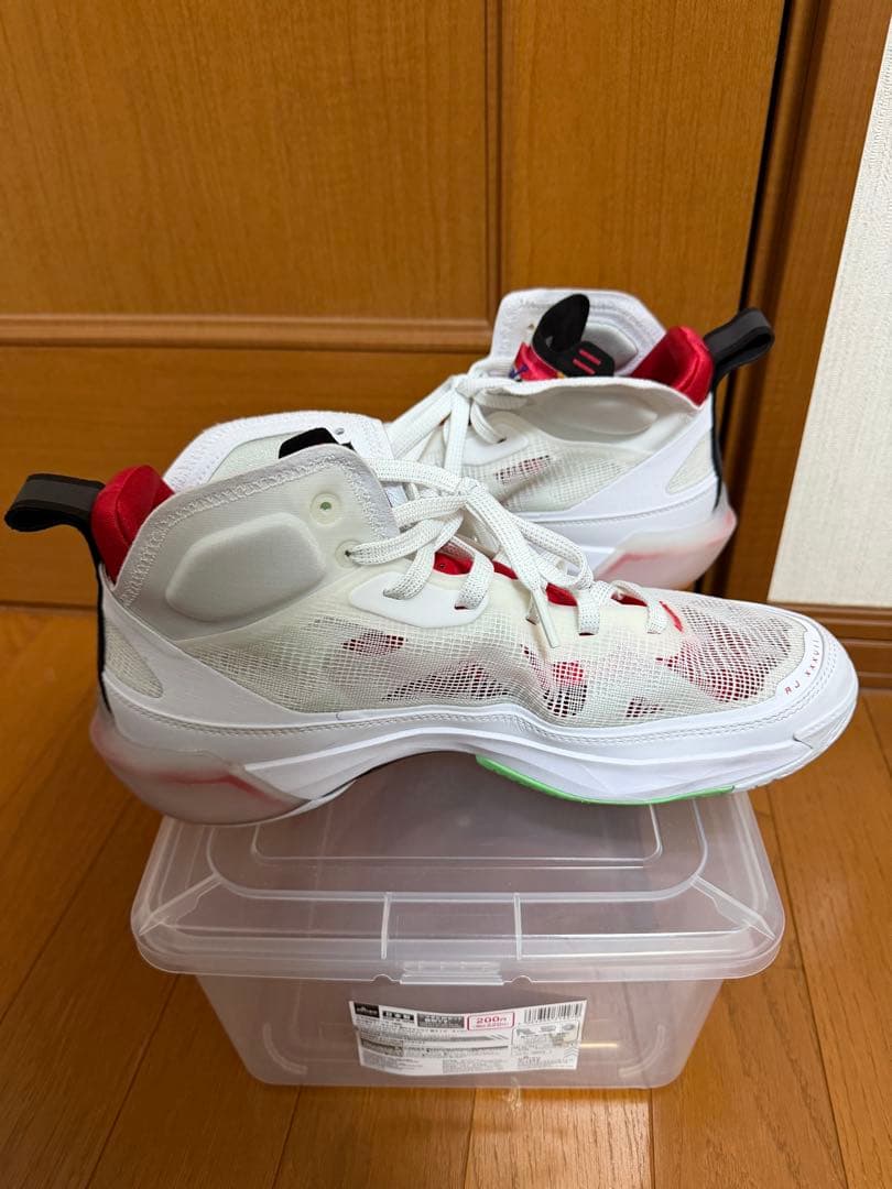 AIR　JORDANバスケットボールシューズ