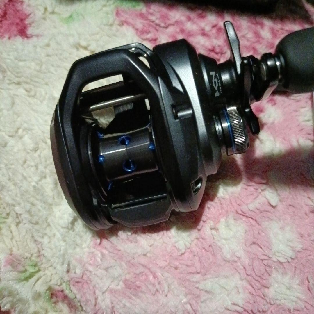 SHIMANO SLX MGL 70 ベイトリール