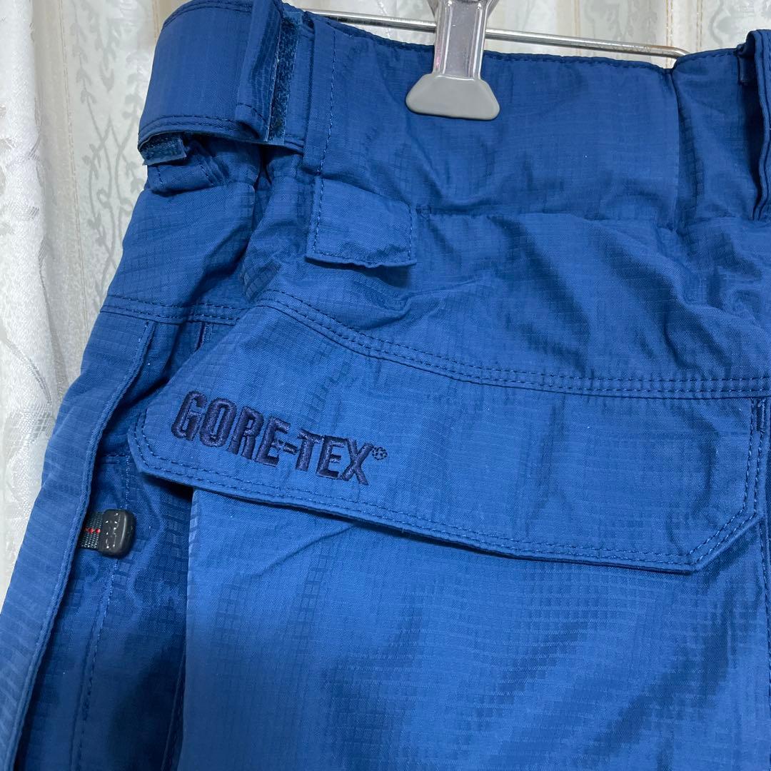 241 GORE-TEX Ｍ　青　スノーボードジャケット　とパンツ