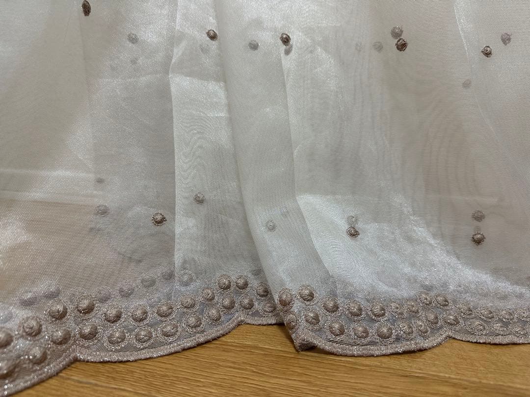 刺繍入りレースカーテン（チュール）｜ワイド窓用