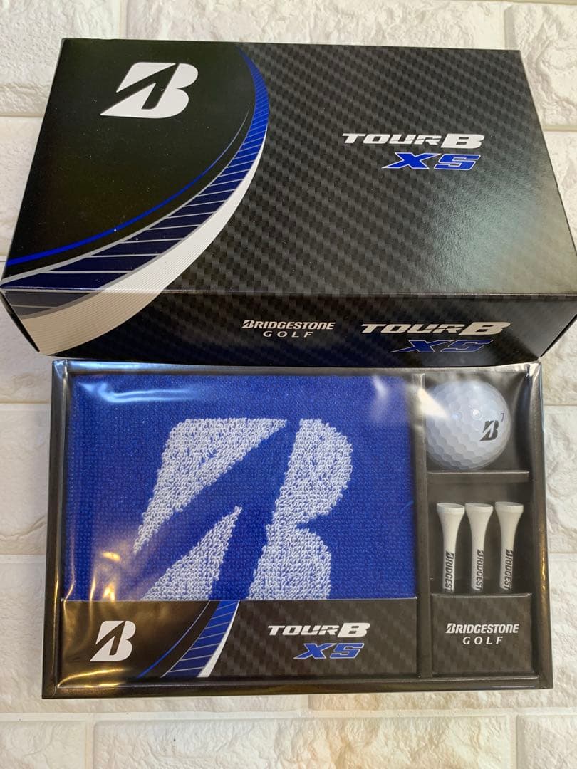 ジ*ン様 【美品】NEW ERAブラックスタンドバッグ&タオル,BS Xボール,