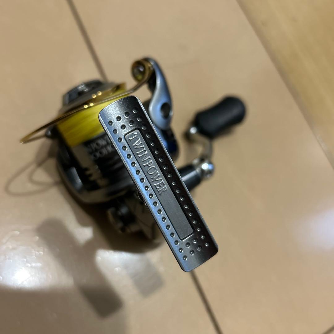 シマノ　11ツインパワー　C2000HGS