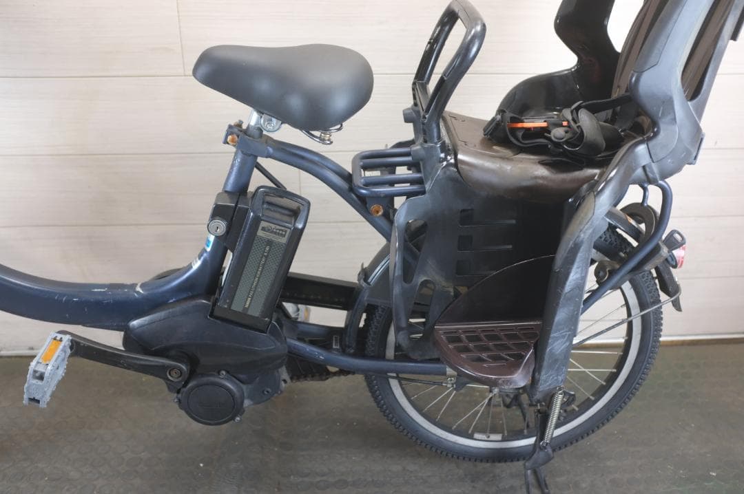 電動自転車ヤマハPAS　KISS　20インチ3段　8.7Ah（4点灯）充電器あり