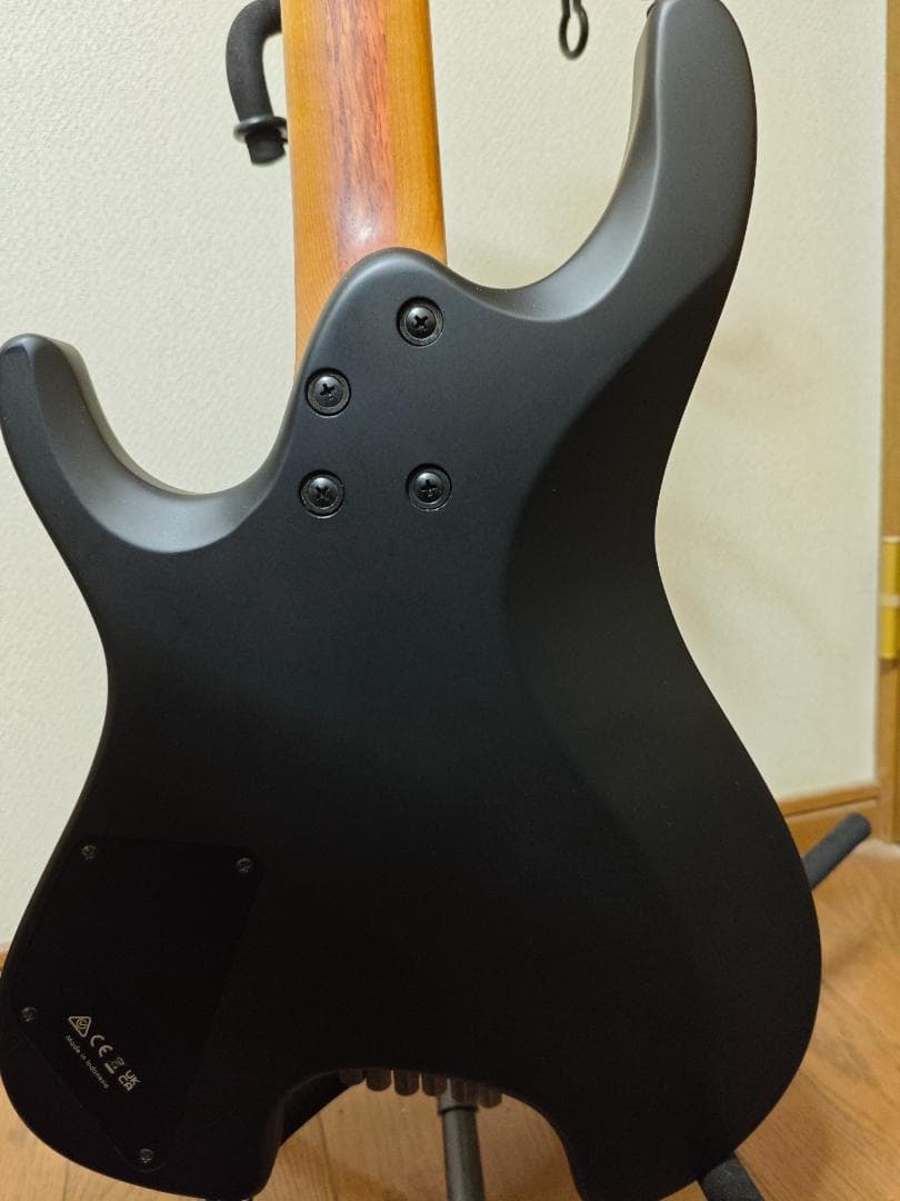 ギター Ibanez QX52-BKF (Bladck Flat)