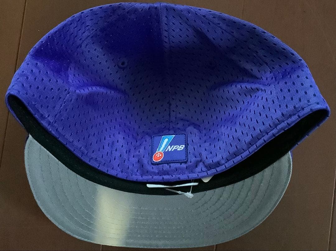 横浜DeNAベイスターズ #60知野直人選手直筆サイン入りオーセンティックCAP