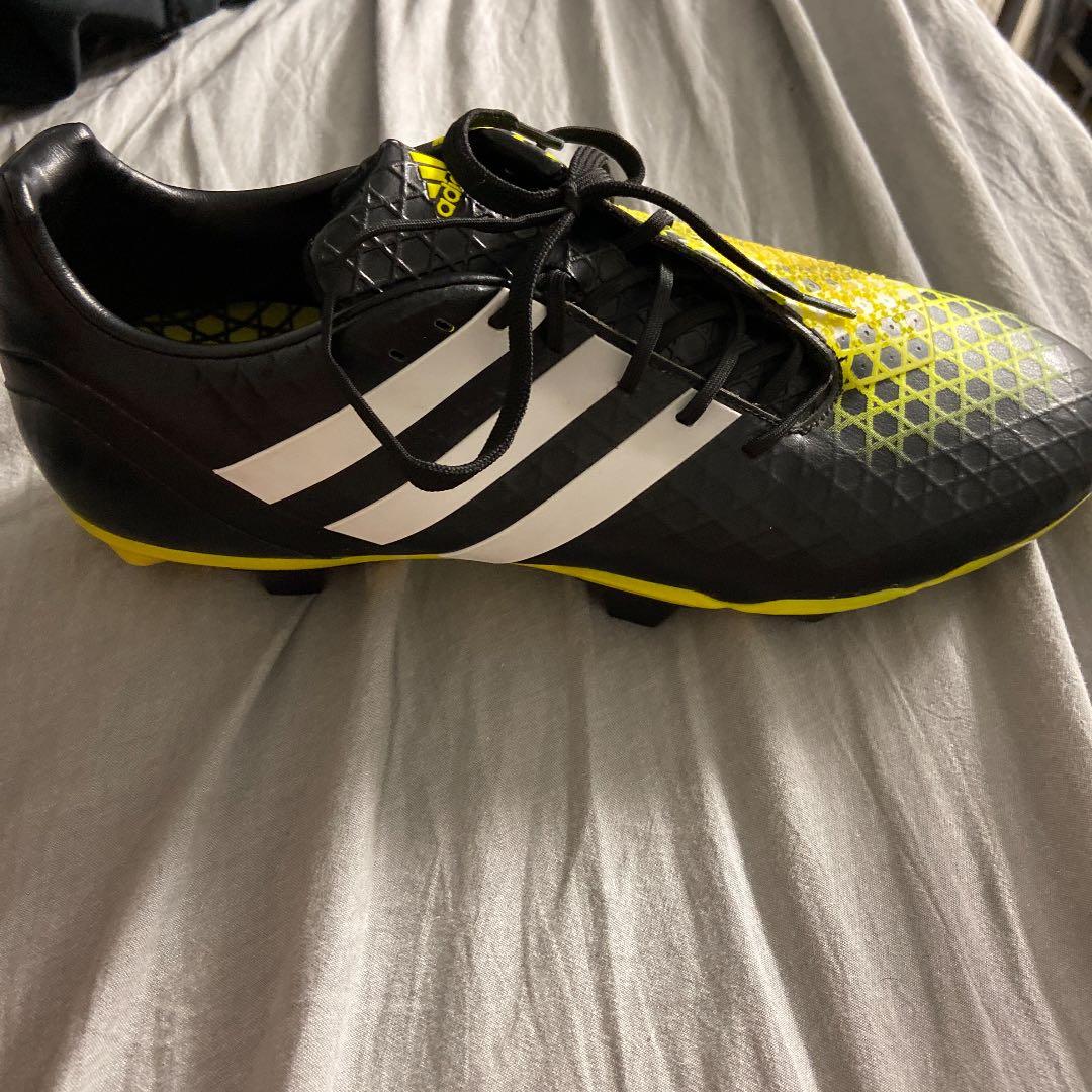 ラグビースパイク adidas