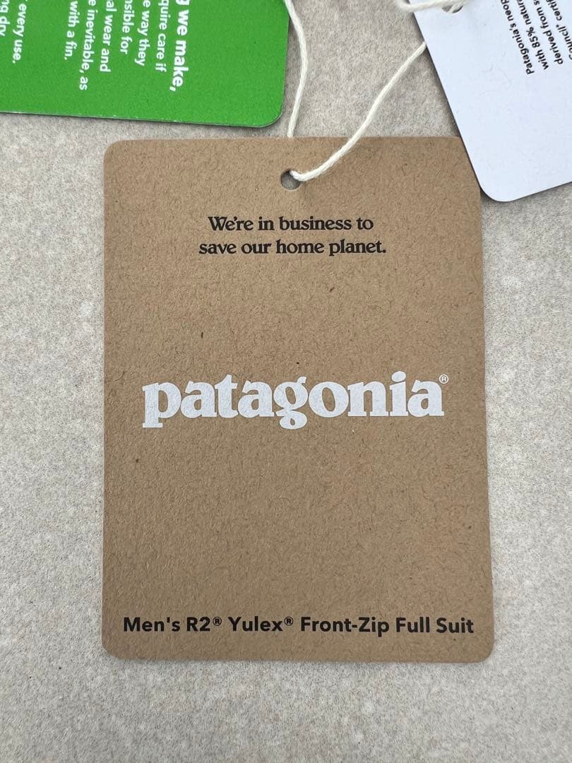Patagonia Men's R2フロント ジップ フルスーツ Mサイズ