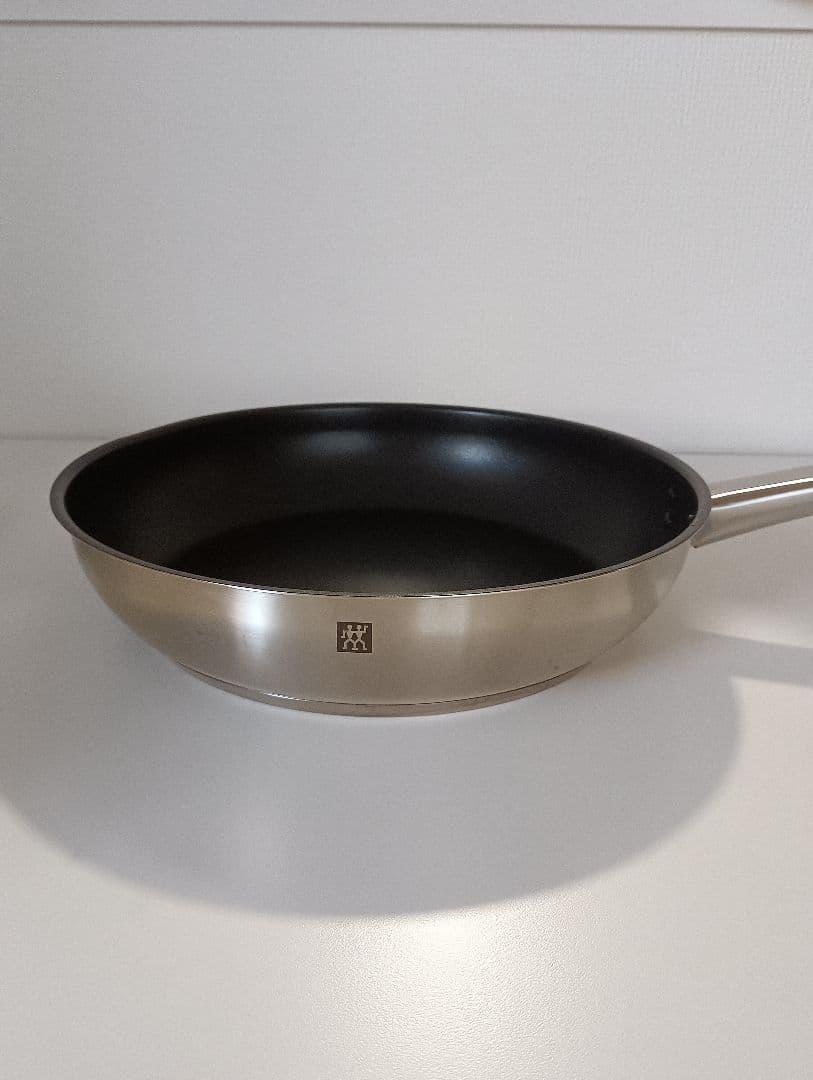 ZWILLING フライパン28cm& シチューポット 20cm&ガラス蓋
