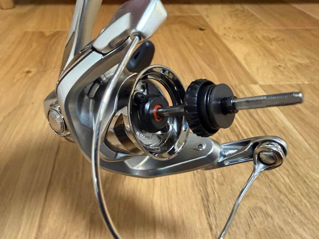 SHIMANO 19STRADIC 4000MHG スピニングリール