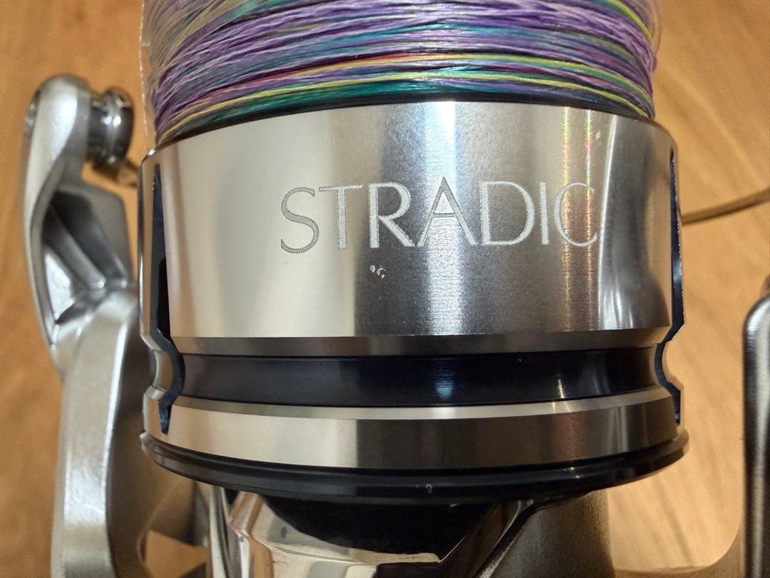SHIMANO 19STRADIC 4000MHG スピニングリール