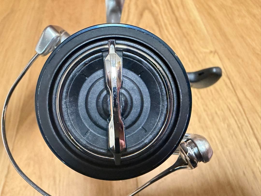 SHIMANO 19STRADIC 4000MHG スピニングリール