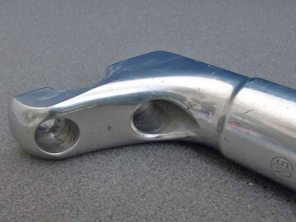 日東（NITTO）NJSシートピラー NJ-SP72 W30 φ27.0mm中古