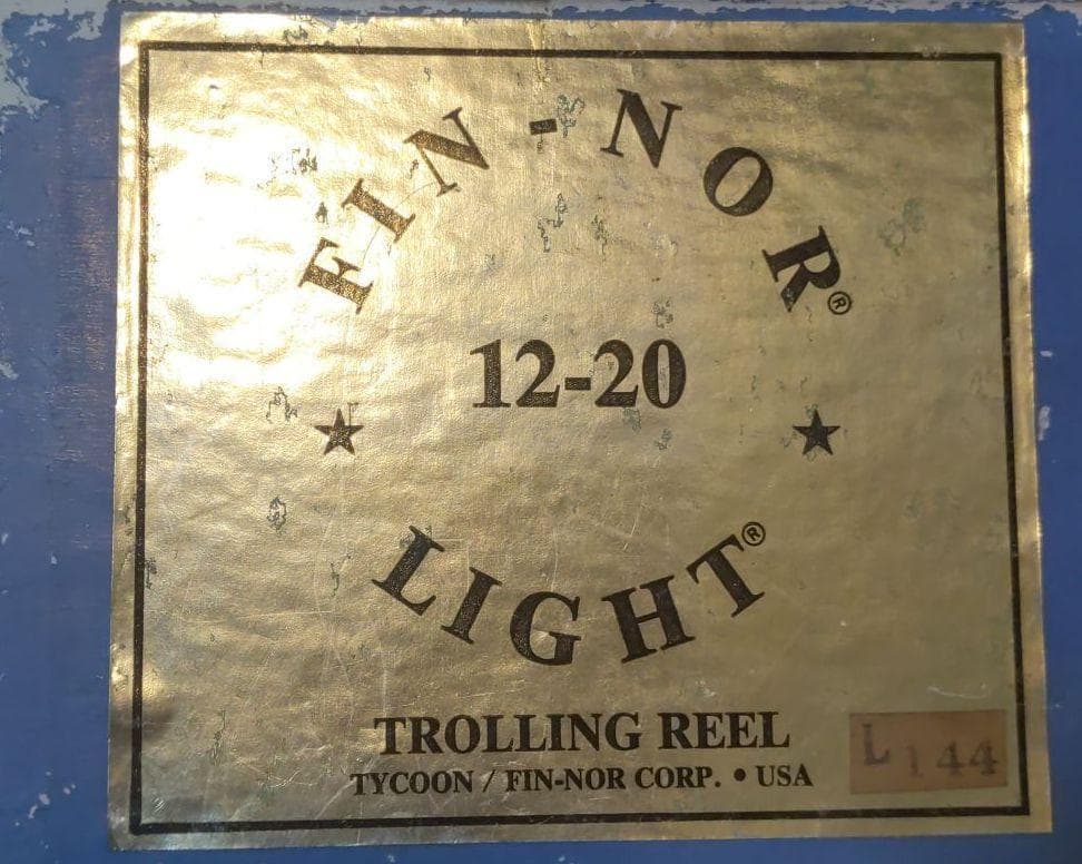 リール e511018FIN-NOR LIGHT12