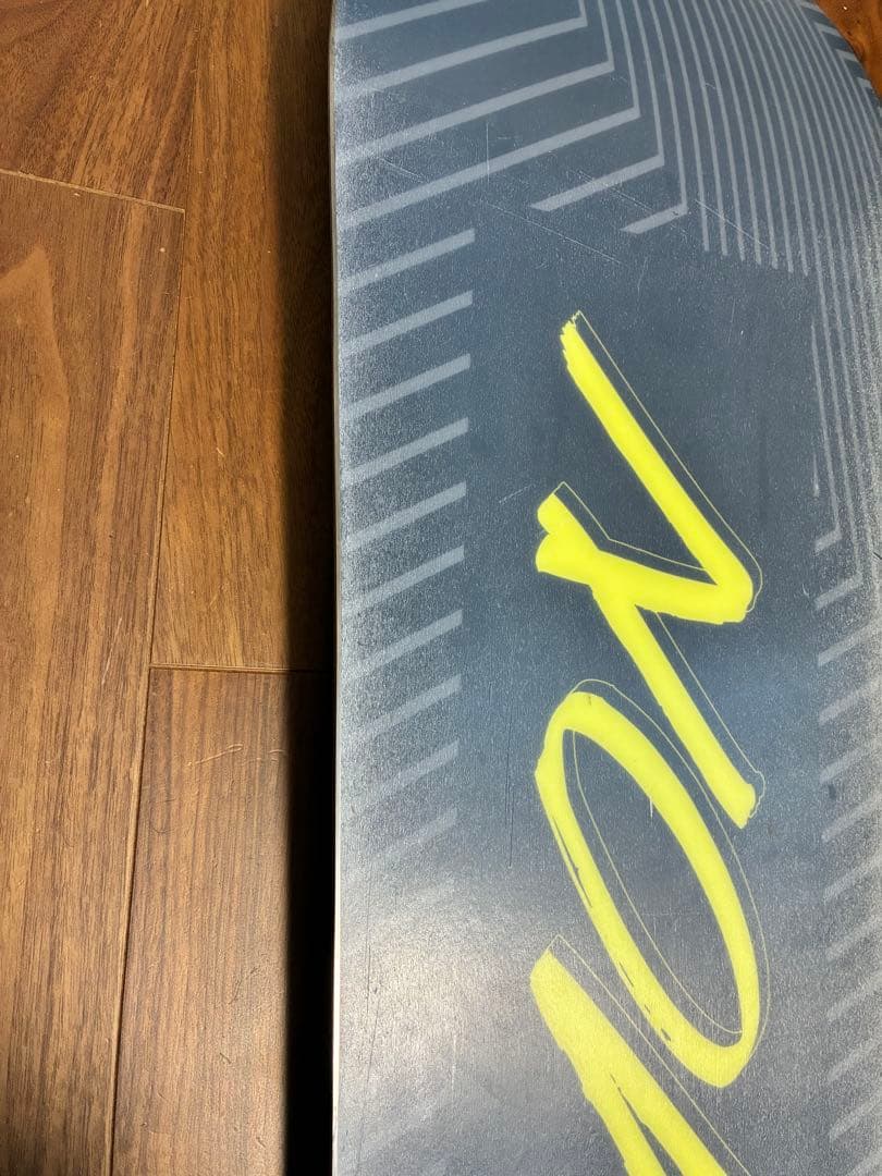 【祝日限定セール！】【Salomon】ケース付きスノーボード 150cm