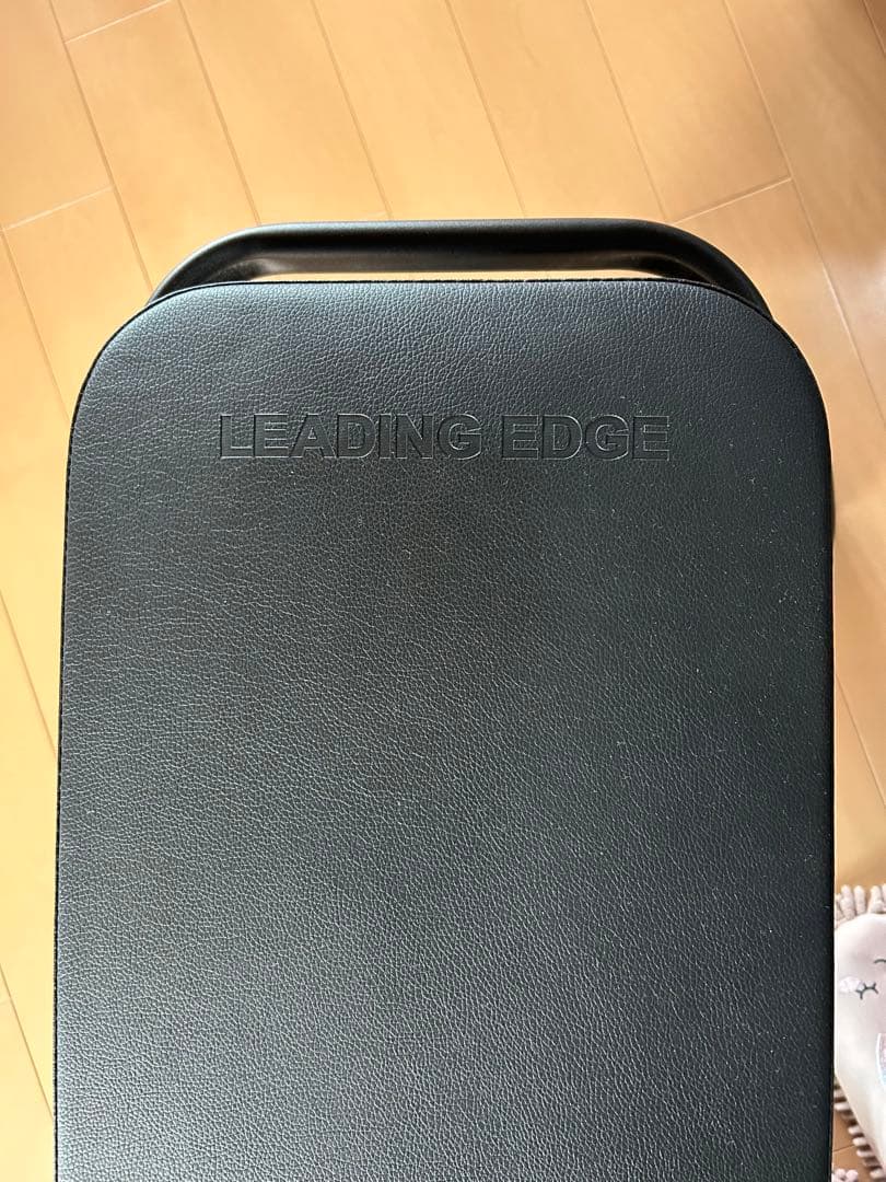 LEADING EDGE トレーニングベンチ LE-B80
