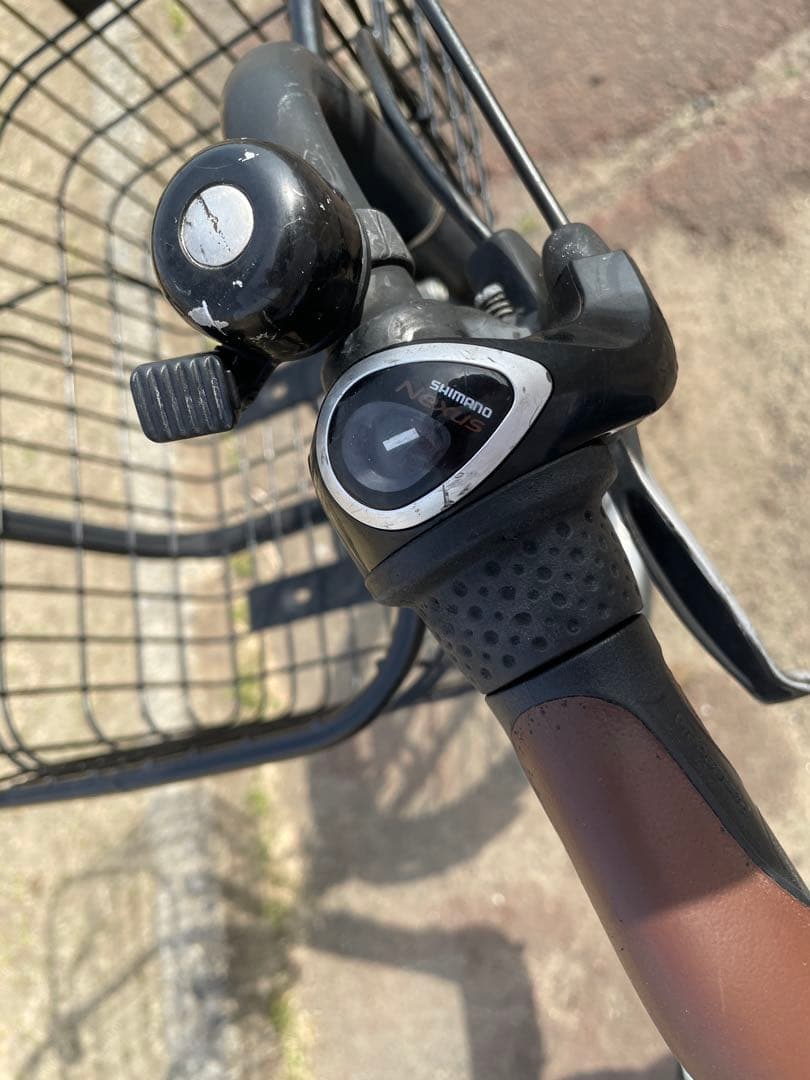 電動アシスト自転車 チャイルドシート付き ホワイト　ギュットMINI DX