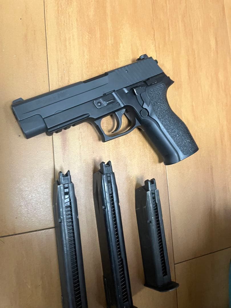 東京マルイ シグ・ザウエル P226E2 ガスブローバックガン