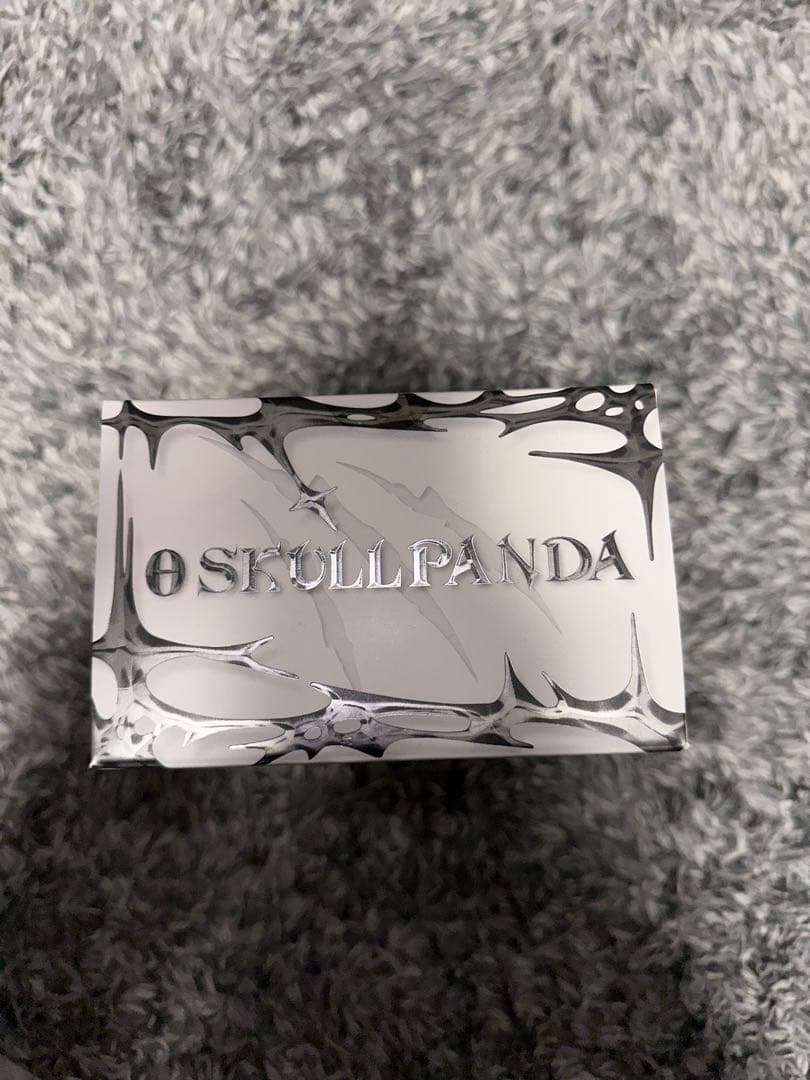SKULLPANDA XG ファー付きキーホルダー