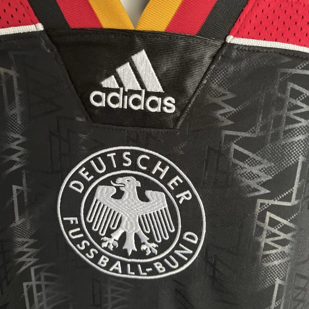新品タグ付き　adidas ドイツ代表 サッカーユニフォーム　XLサイズ