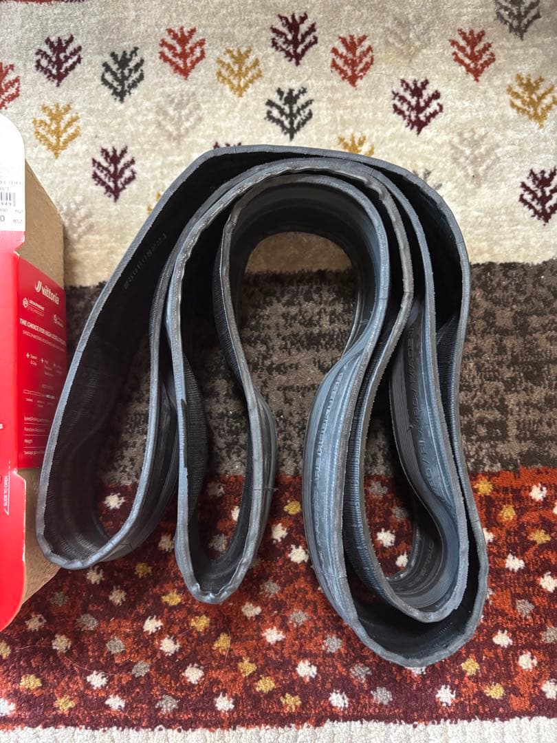 Vittoria Corsa NEXT 28C TLR コルサ 2本セット