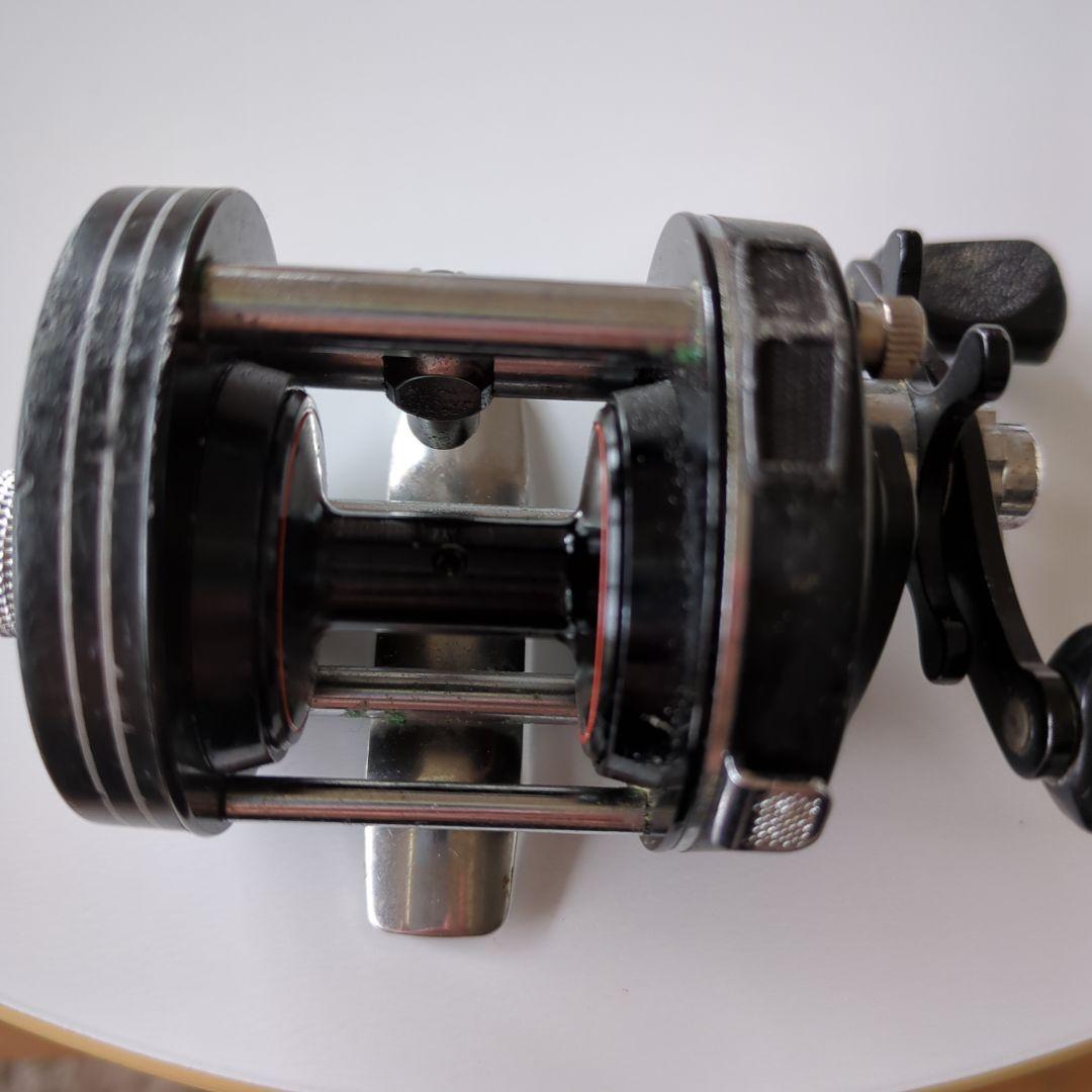 Daiwa GS-2000D ベイトリール 黒