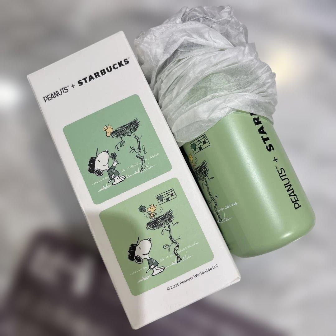 海外限定　スターバックス　PEANUTS スヌーピー 水筒 12oz 355ml