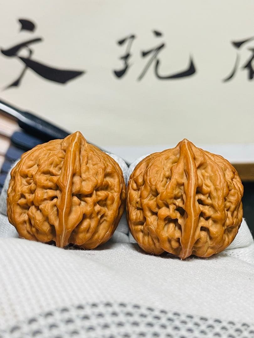 ❤️新入荷❤️No.680❤️文玩くるみ（文玩核桃） 高級希少種　凤凰台