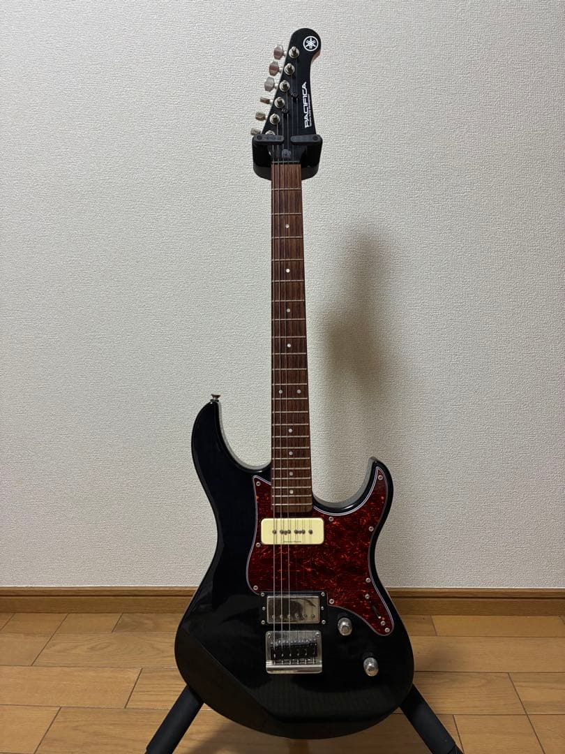 YAMAHA パシフィカ611 HFM ブラック エレキギター