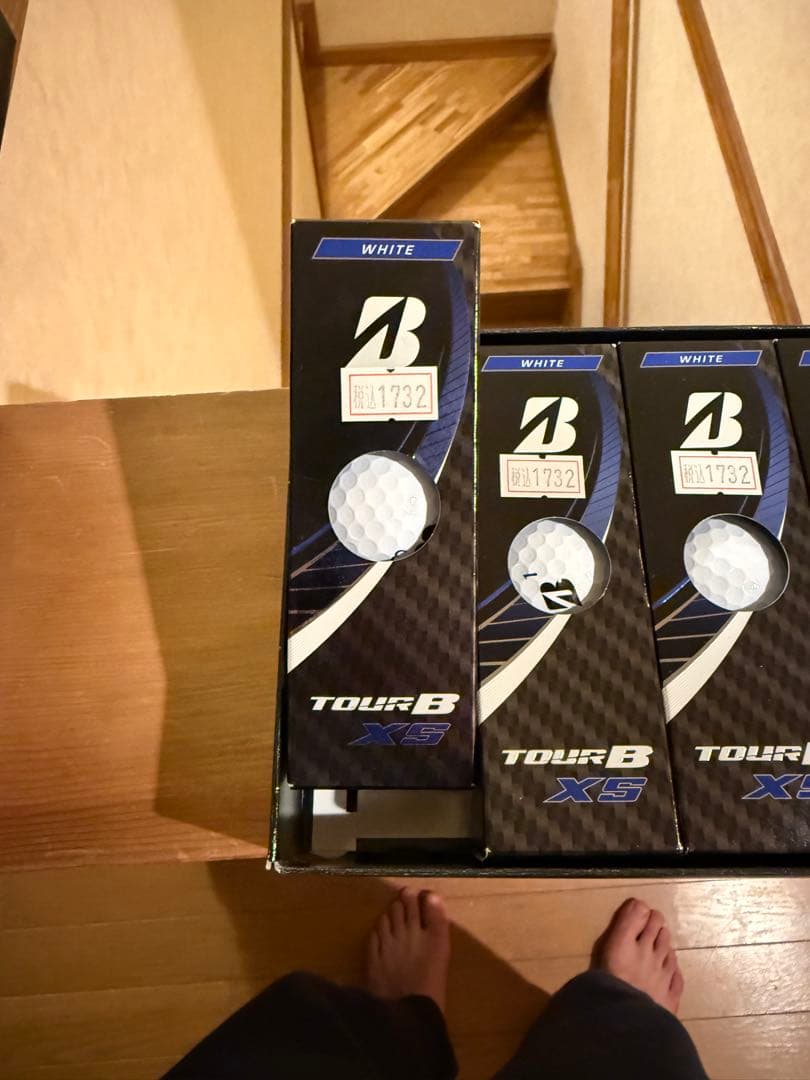 ブリヂストン　ゴルフボールTOURＢ　XS 2022年モデル 3ダースセット