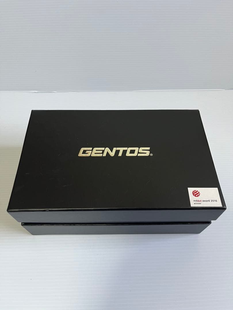 「GENTOS GF-008RG LEDライト 充電式 中古 美品 箱付」