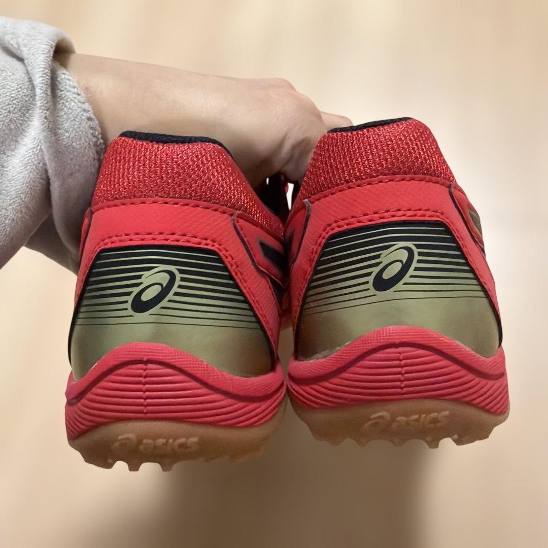 asics アシックス　フットサルシューズ　人工芝　26センチ