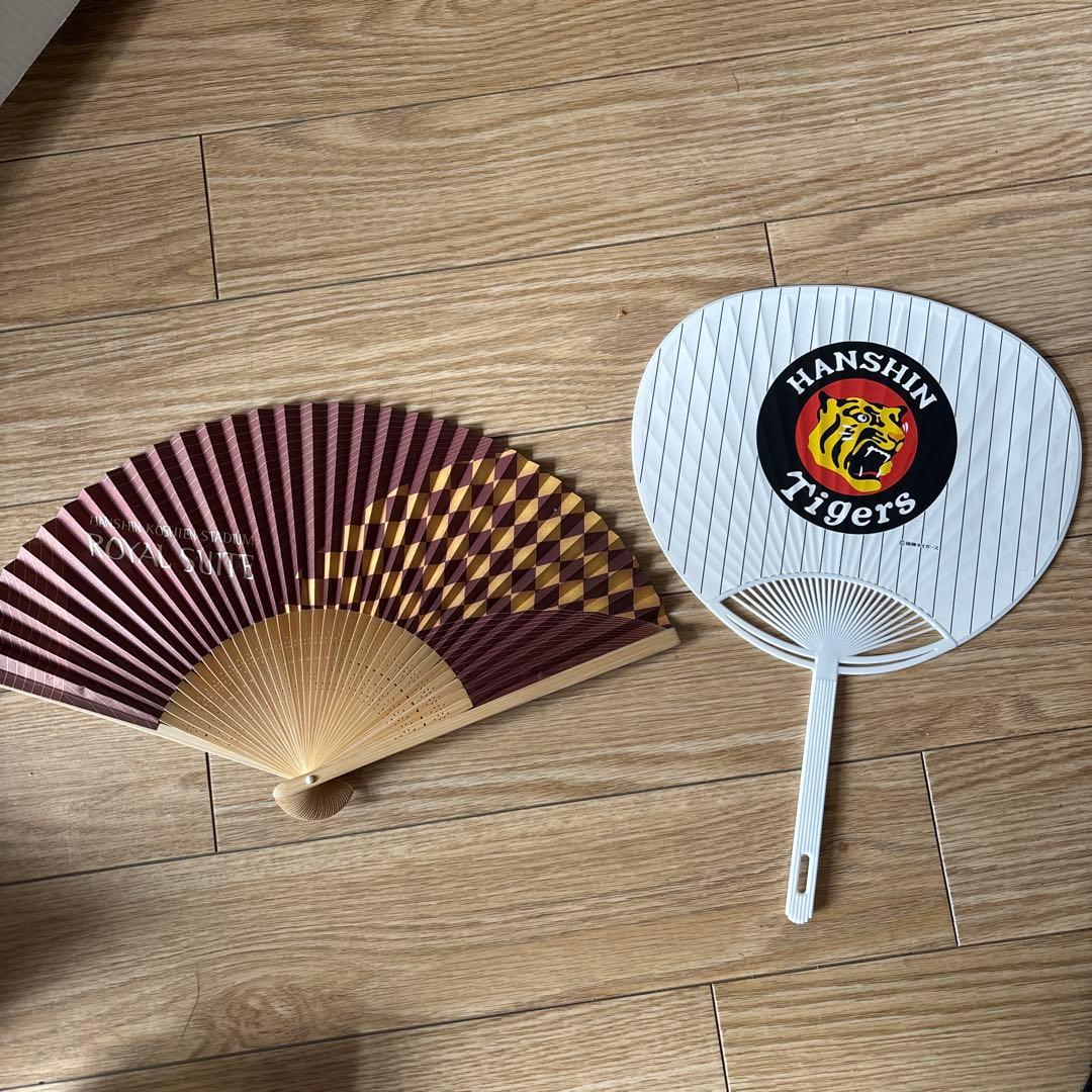 阪神タイガース　ロイヤルシート　応援グッズセット