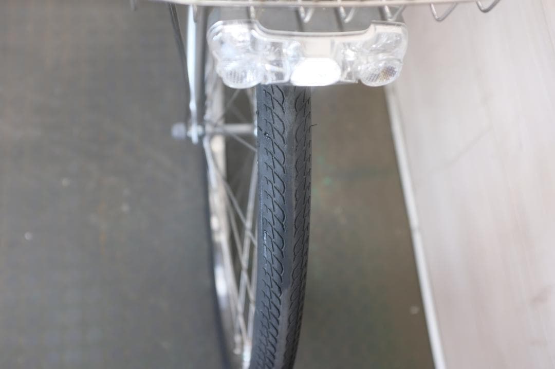 電動自転車ブリヂストン製　アシスタ　26インチ　3段　8.7Ah充電器あり