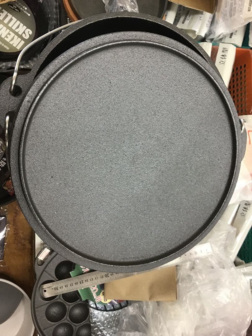 ダッチオーブン　鉄鋳物　キャプテンスタッグ　929