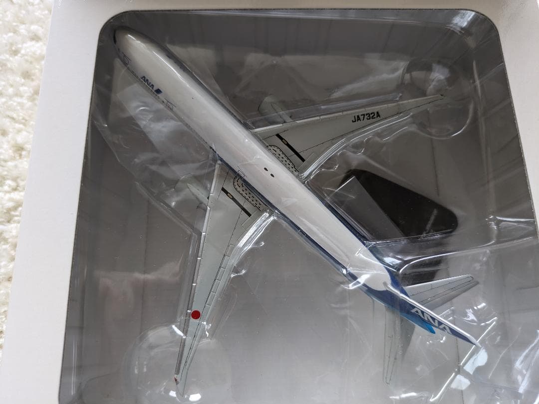 全日空商事 1/400　ボーイング777-300ER　NH40013