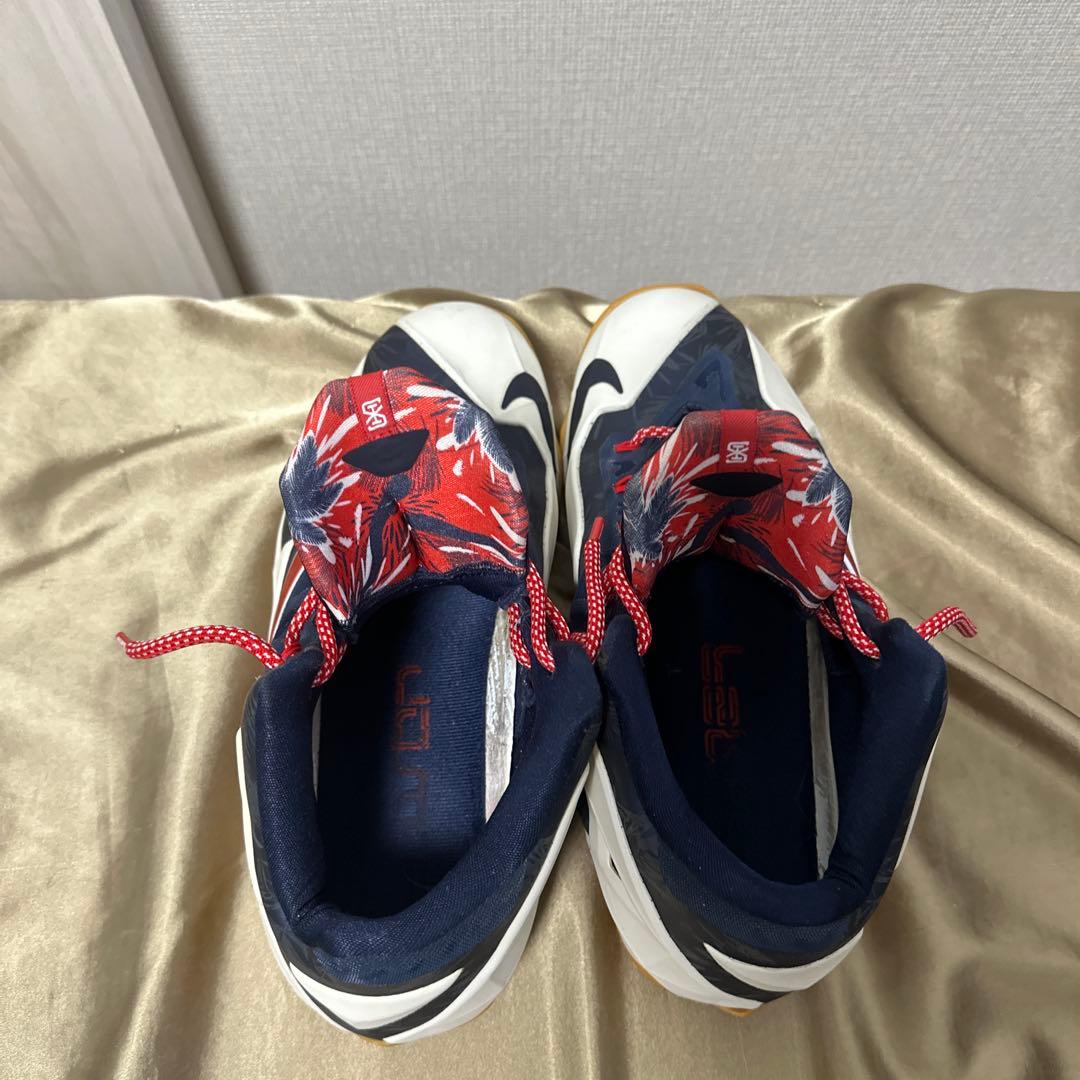タイムセール　Nike LeBron 11 シューズ 10.5 US（28.5）