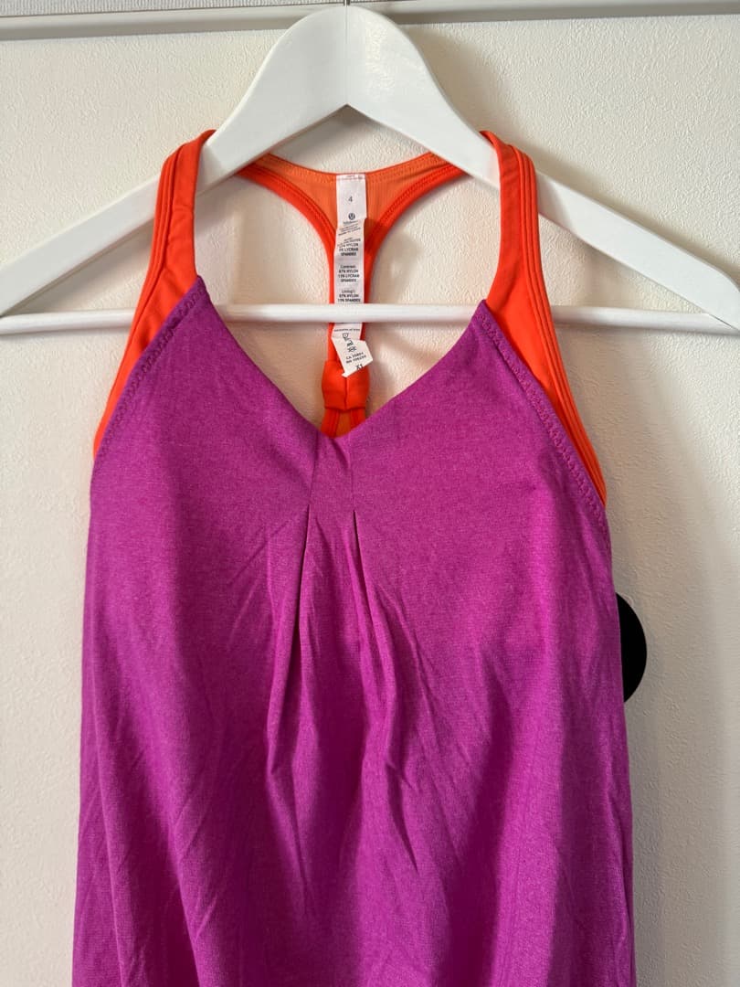 新品未使用タグ付き lululemonルルレモンヨガブラ付きタンクトップ　レア