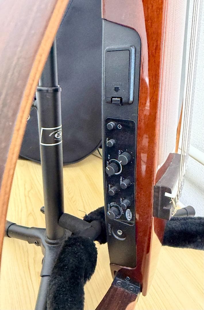 YAMAHA SLG200NW サイレントギター ナイロン弦（純正ケース付）