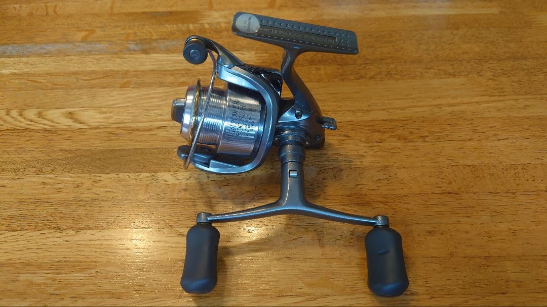 SHIMANO TWIN POWER 2500 SDH 本体