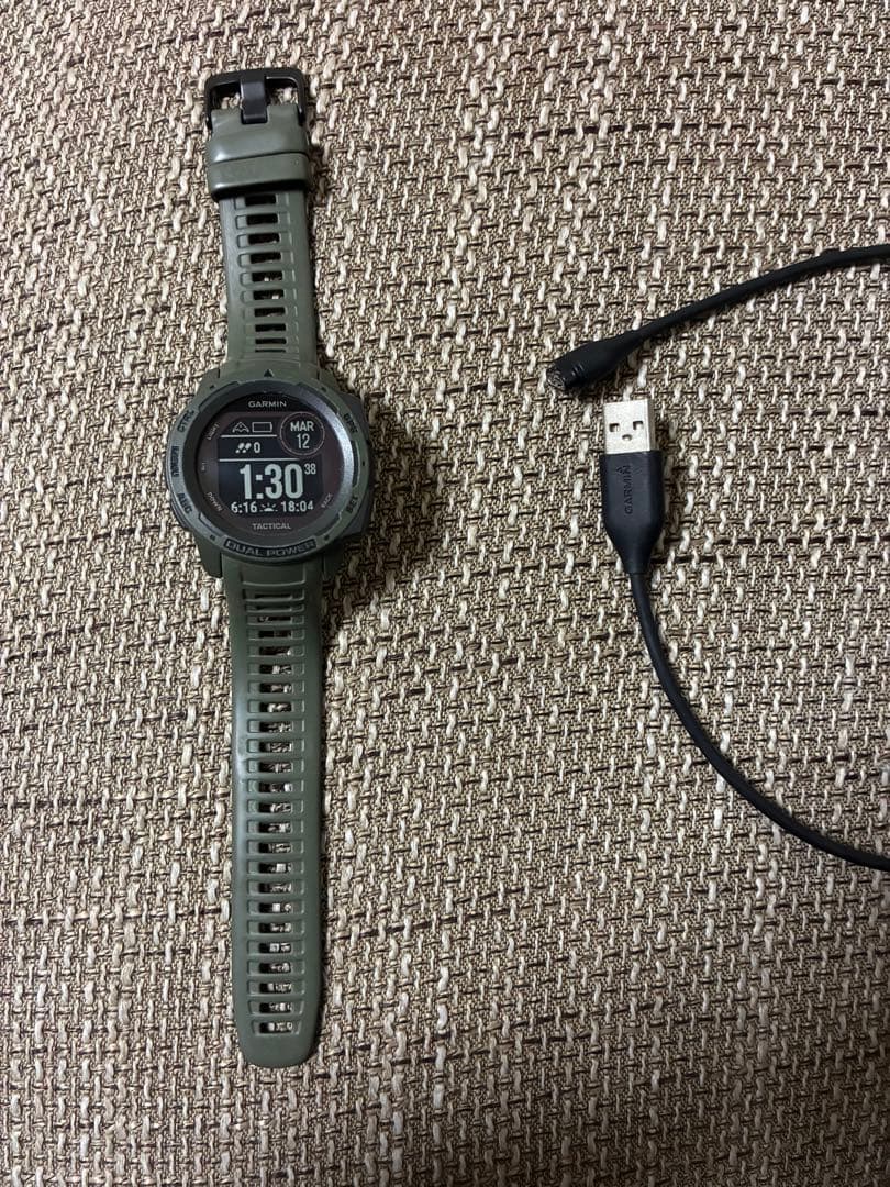 ガーミン　instinct dual power garmin 美品