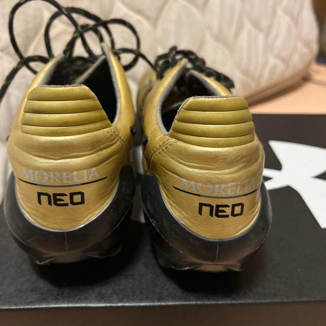 Mizuno Morelia Neo2 ゴールド 26センチ