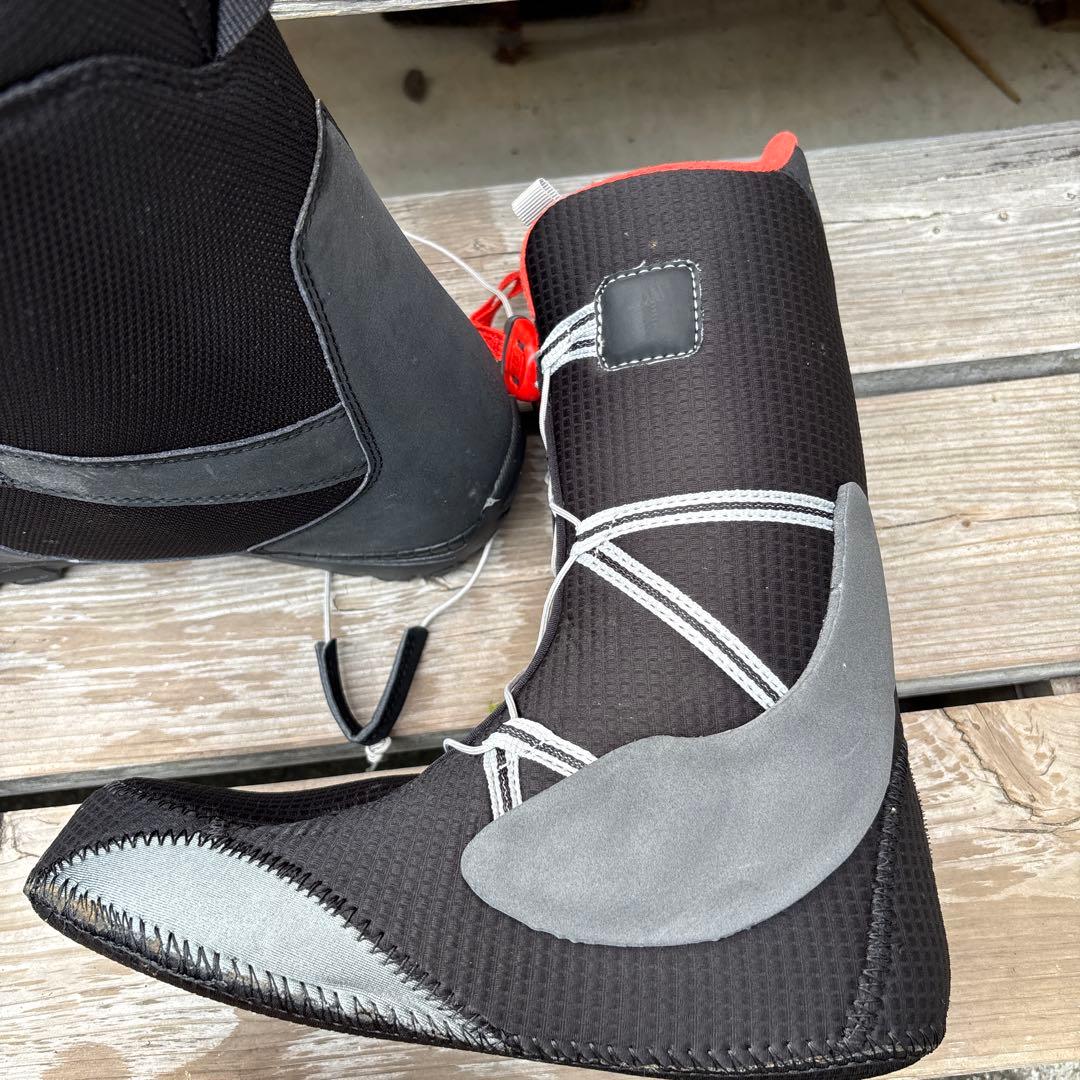 BURTON SHARK スノーボードブーツ ブラック/レッド