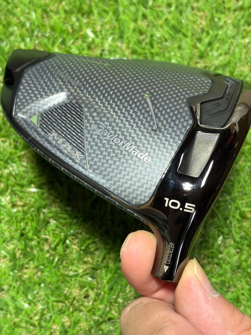美品 Qi35 MAX ドライバー10.5°ヘッドのみ ヘッドカバー付き
