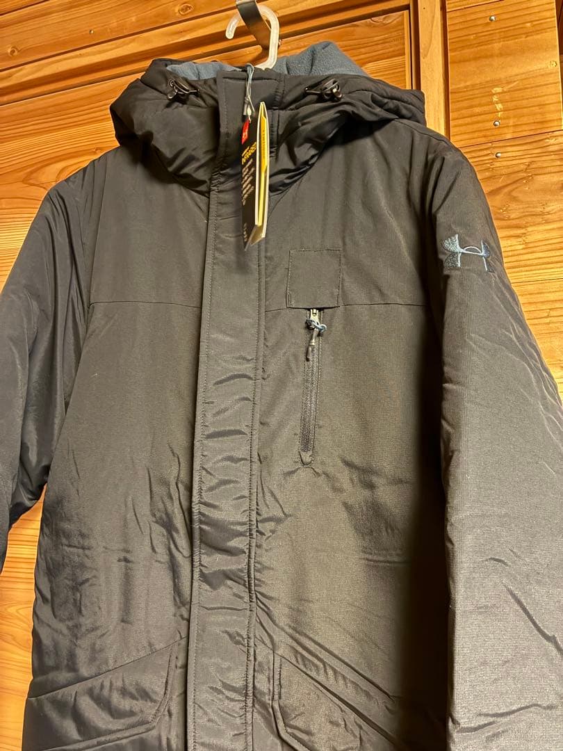 Under Armour ベンチコート　メンズ　Ｓ　黒