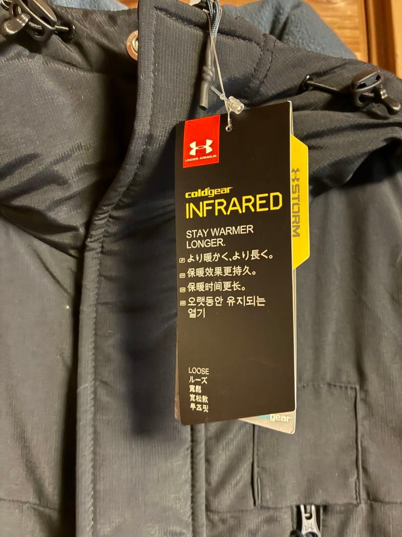 Under Armour ベンチコート　メンズ　Ｓ　黒