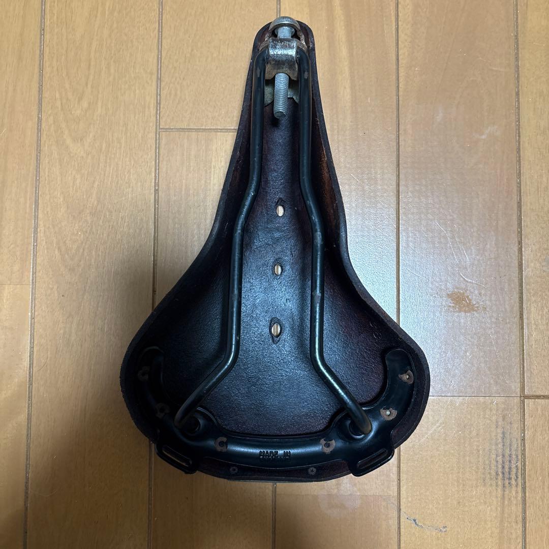 Brooks B17 ブルックス レザーサドル