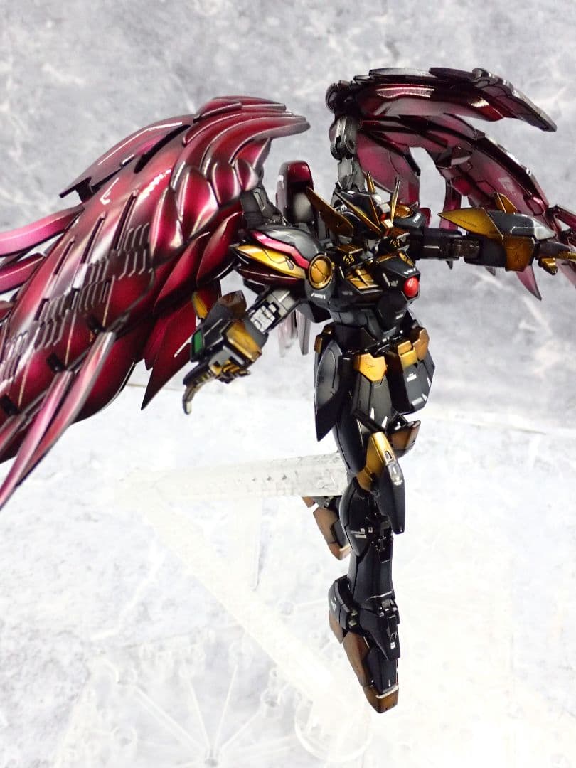 RG ウイングガンダムゼロリベリオン 全塗装 ガンプラ 塗装済み 完成品