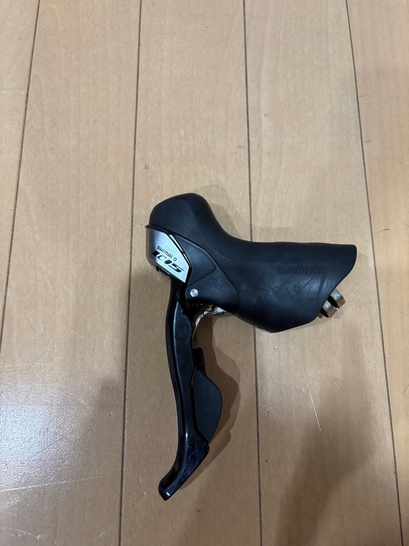 Shimano 105 (FD5700)シフター　ディレイラーセット