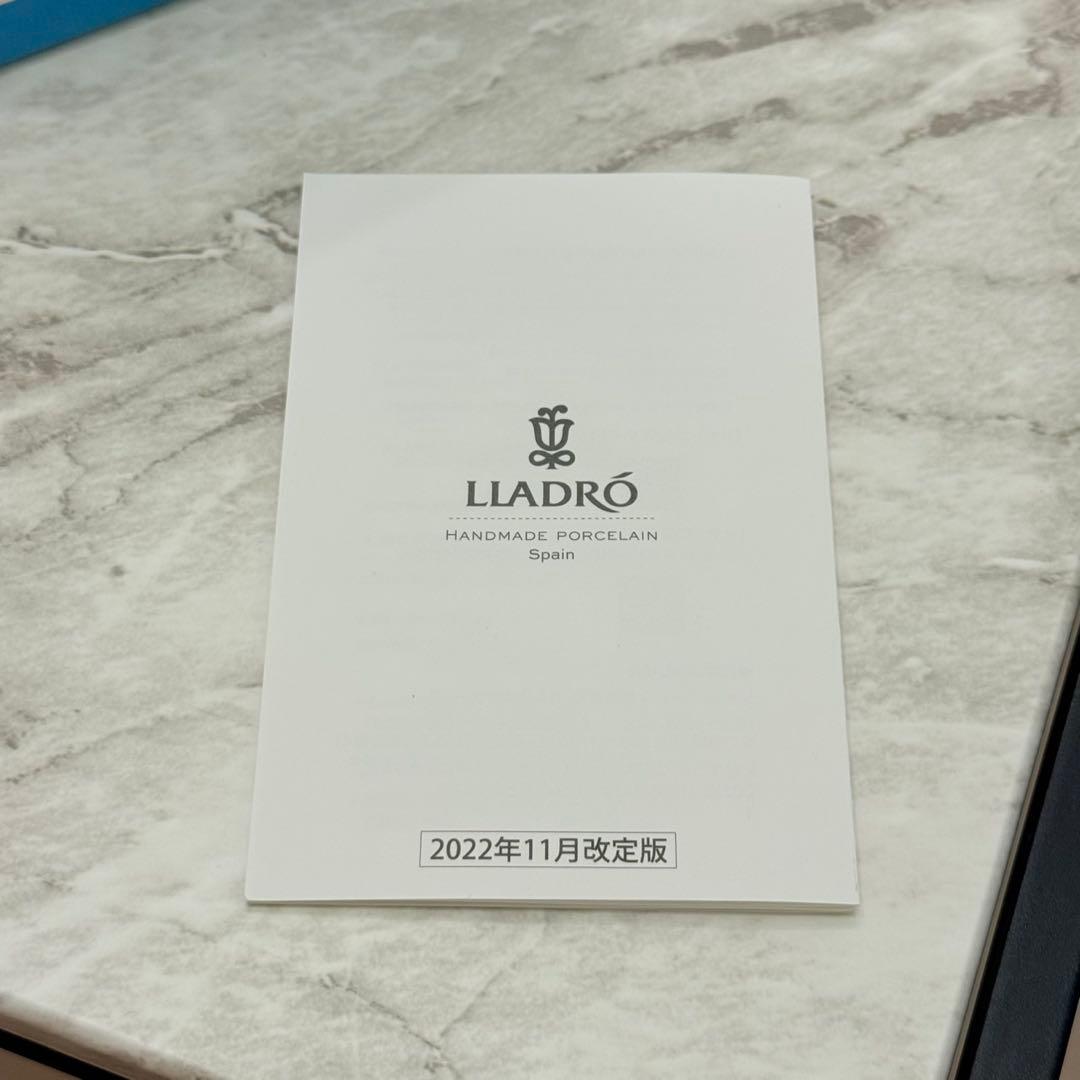 LLADRÓ リヤドロ　驚いた仔猫ちゃん　陶器　置物